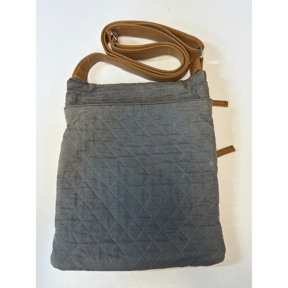 Stone Mountain Gray Cotton Leather Accent Crossbody Bag Purse 9 x 11" Quilted - Picture 4 of 6